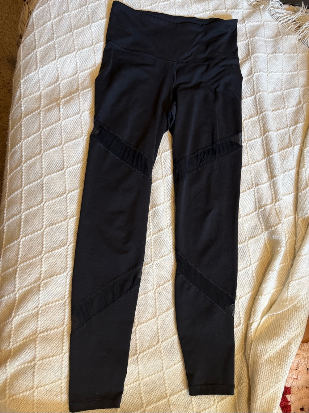 Old Navy Black High-Waist Leggings with Mesh Panels